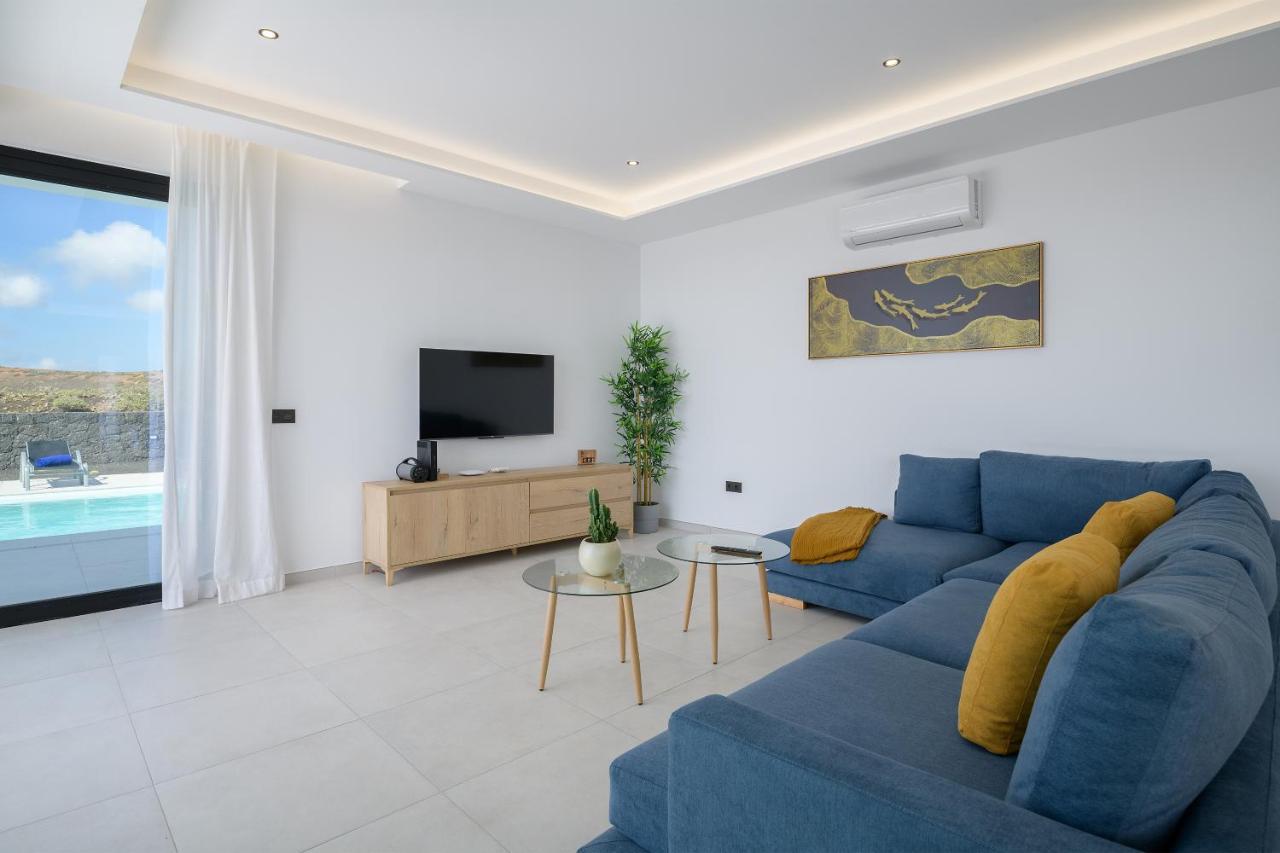 Villa Ainara ติอาส ภายนอก รูปภาพ