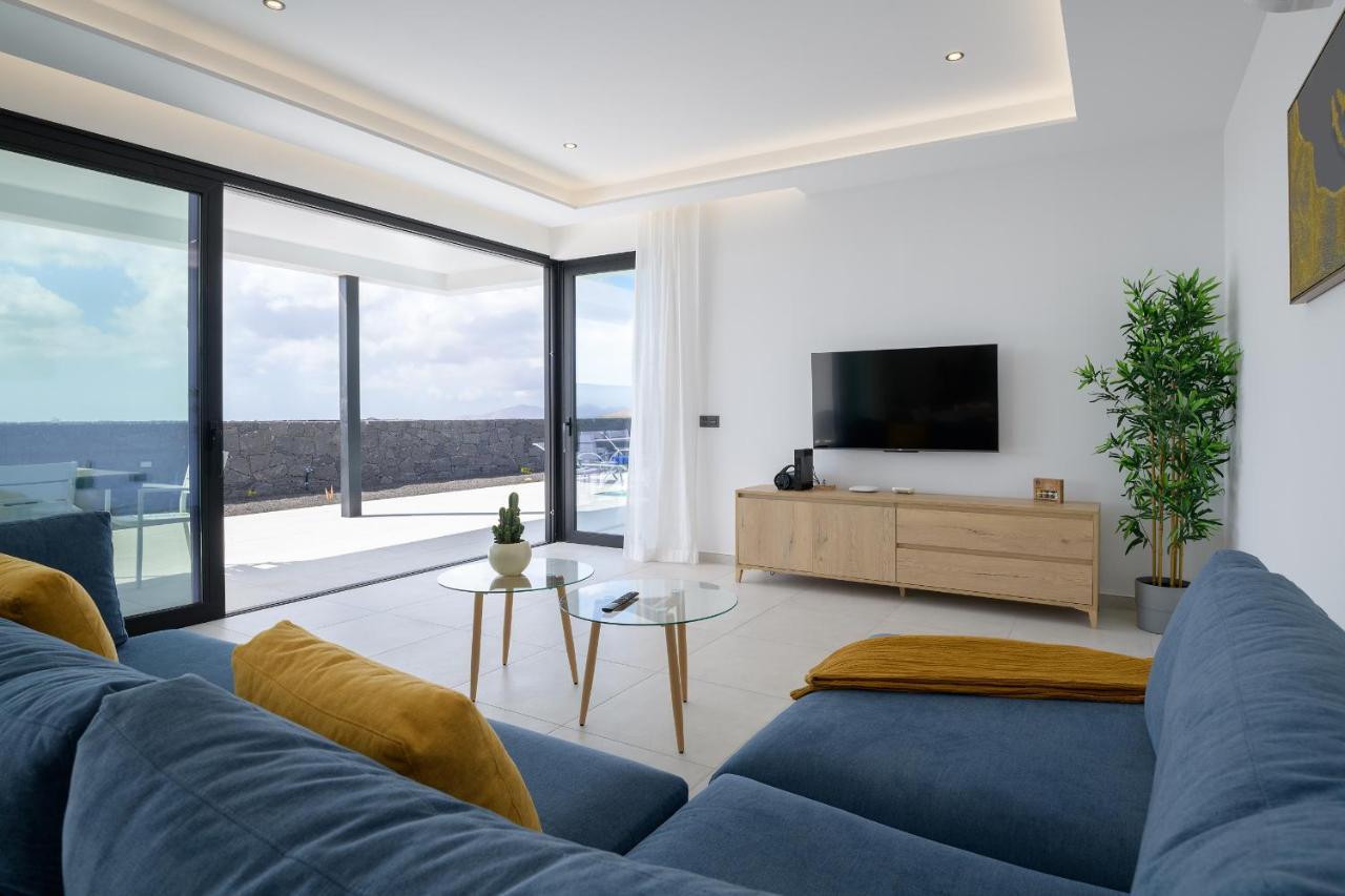 Villa Ainara ติอาส ภายนอก รูปภาพ