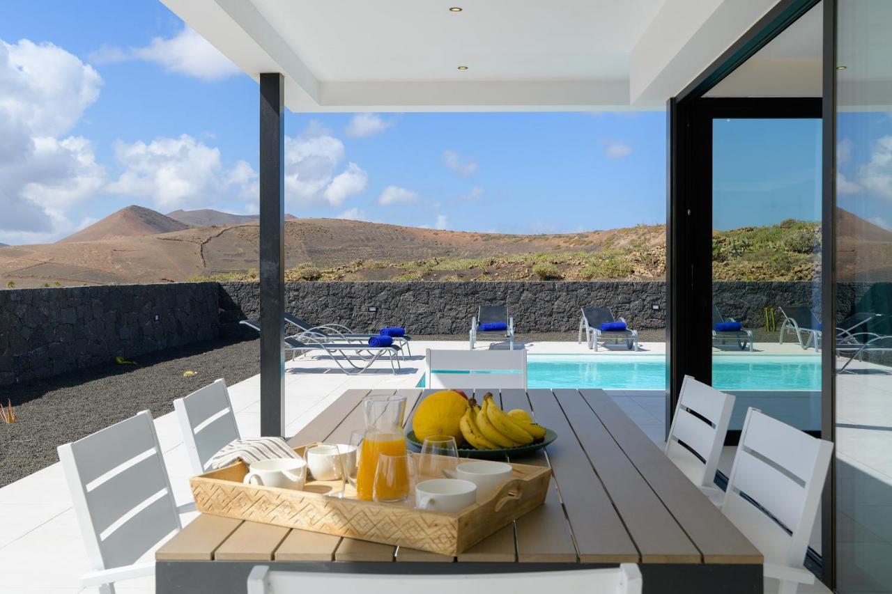 Villa Ainara ติอาส ภายนอก รูปภาพ